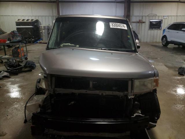 JTLKT324554010027 - 2005 TOYOTA SCION XB 银色 照片 5