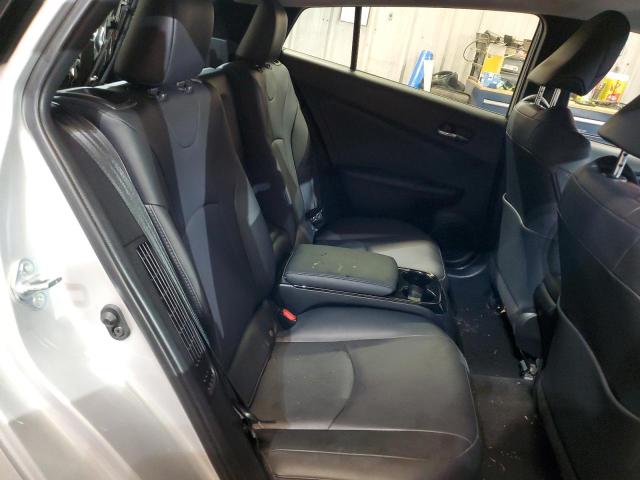 JTDKARFP0J3092676 - 2018 TOYOTA PRIUS PRIM 银色 照片 10