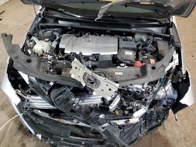 JTDKARFP0J3092676 - 2018 TOYOTA PRIUS PRIM 银色 照片 11