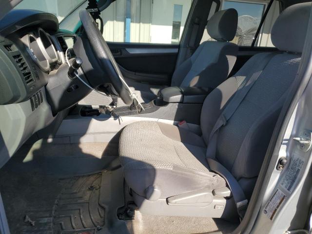 JTEBU14R640051533 - 2004 TOYOTA 4RUNNER SR5 银色 照片 7