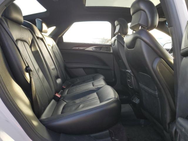 3LN6L5FC7HR622439 - 2017 LINCOLN MKZ RESERVE თეთრი ფოტო 10