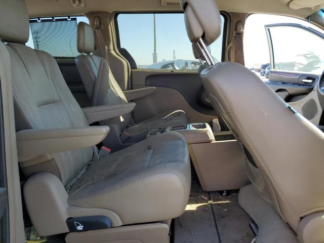 2A4RR8DG8BR631214 - 2011 CHRYSLER TOWN & COU TOURING L BEIGE photo 11