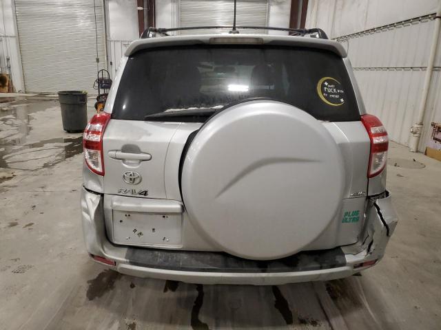 2T3BF4DV0CW246292 - 2012 TOYOTA RAV4 SILVER photo 6