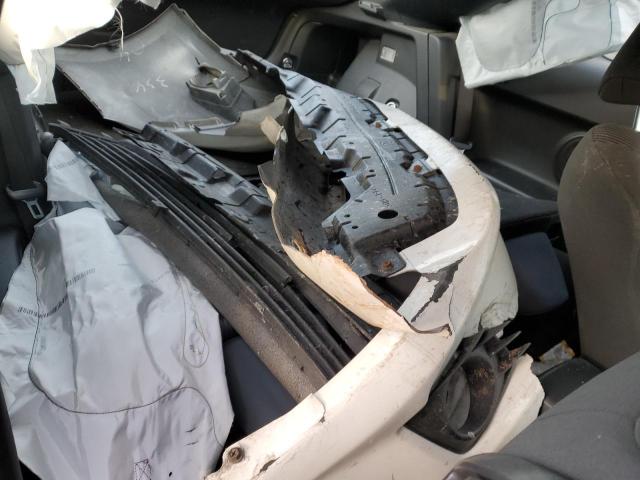 JTKJF5C78C3043120 - 2012 TOYOTA SCION TC თეთრი ფოტო 10