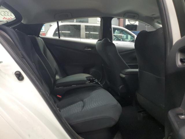 JTDKARFP5H3041393 - 2017 TOYOTA PRIUS PRIM WHITE photo 10