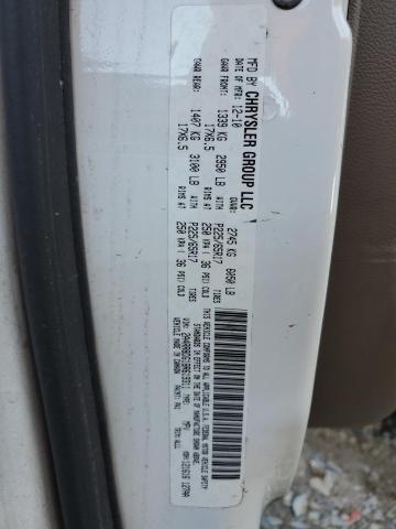 2A4RR8DG1BR619311 - 2011 CHRYSLER TOWN & COU TOURING L WHITE photo 13