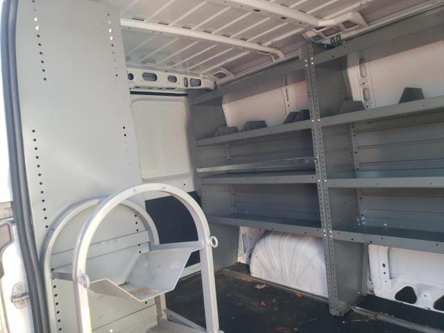 3C6TRVNG3JE136838 - 2018 RAM PROMASTER 1500 STANDARD Սպիտակ լուսանկար 11