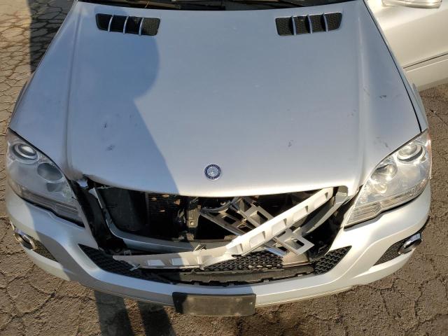 4JGBB8GB0BA702594 - 2011 MERCEDES-BENZ ML 350 4MATIC SILVER photo 12