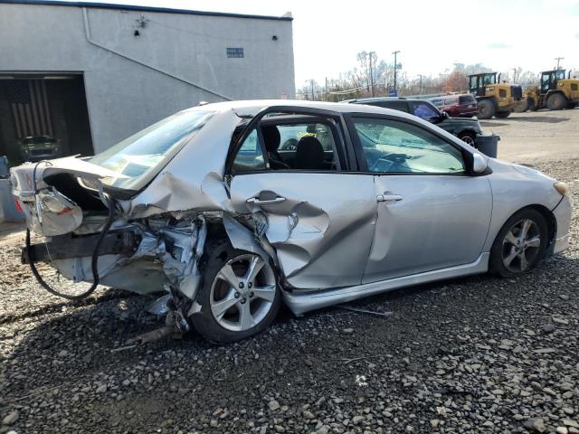 2T1BU4EE6BC641624 - 2011 TOYOTA COROLLA BASE SILVER photo 3