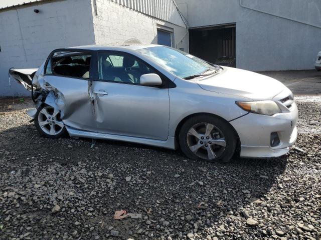 2T1BU4EE6BC641624 - 2011 TOYOTA COROLLA BASE SILVER photo 4