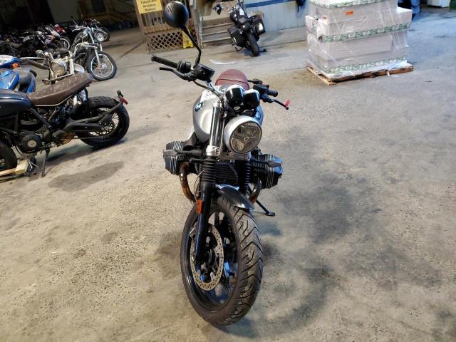 WB10L7309P6H84570 - 2023 BMW R NINE T SCRAMBLER GRAY photo 2
