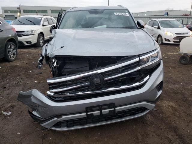 1V2KE2CA7NC222470 - 2022 VOLKSWAGEN ATLAS CROS SE SILVER photo 5