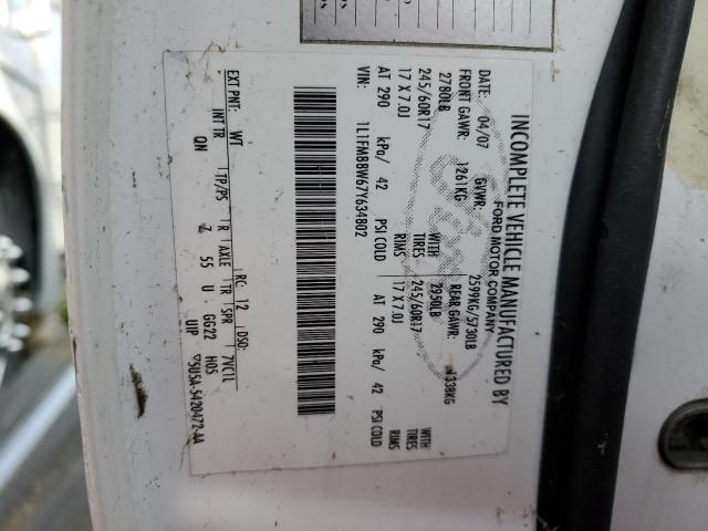 1L1FM88W67Y634802 - 2007 LINCOLN TOWN CAR EXECUTIVE Weiß Foto 13