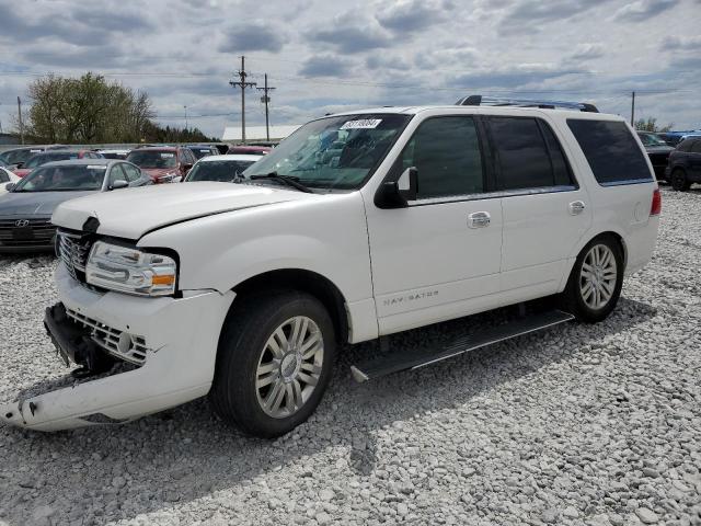 5LMJJ2J54BEJ08644 - 2011 LINCOLN NAVIGATOR 白色 照片 1