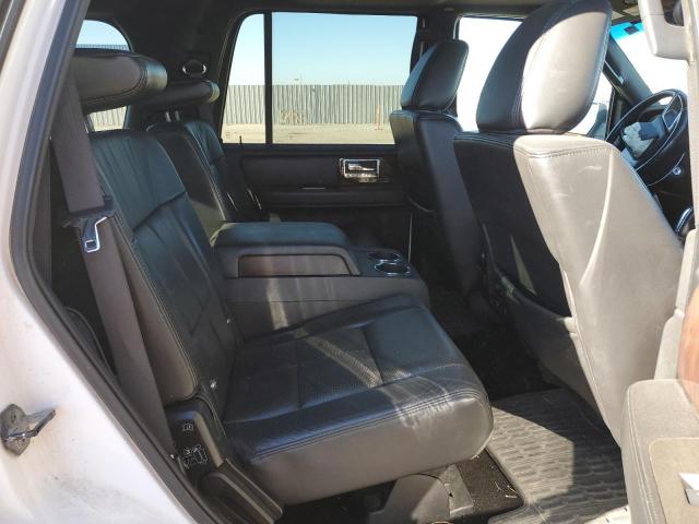 5LMJJ2J54BEJ08644 - 2011 LINCOLN NAVIGATOR 白色 照片 11