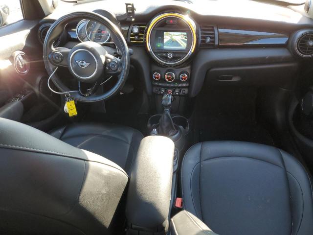 WMWXU1C56K2J01841 - 2019 MINI COOPER WHITE photo 8