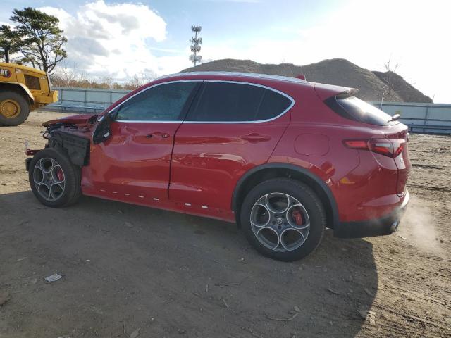ZASFAKBN3J7B78755 - 2018 ALFA ROMEO STELVIO TI أحمر صورة 2