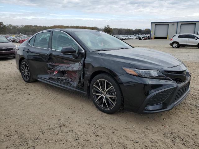 4T1G11AK6PU747425 - 2023 TOYOTA CAMRY SE NIGHT SHADE BLACK photo 4