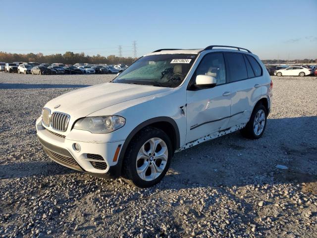 5UXZV8C52CL424568 - 2012 BMW X5 XDRIVE50I WHITE photo 1