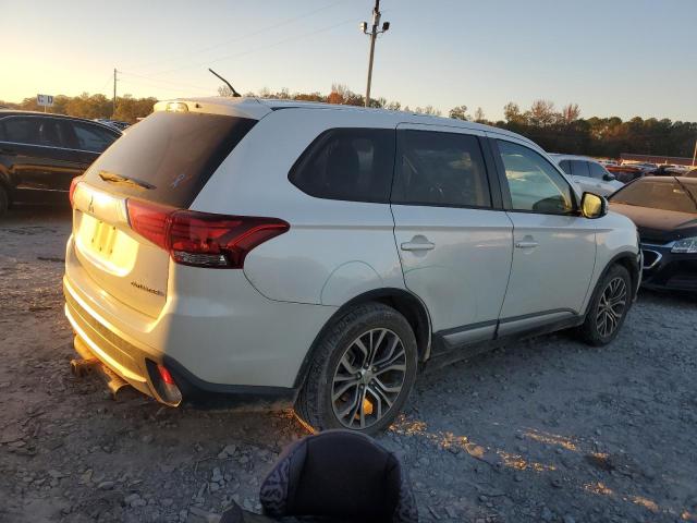 JA4AD3A32GZ037215 - 2016 MITSUBISHI OUTLANDER SE Weiß Foto 3