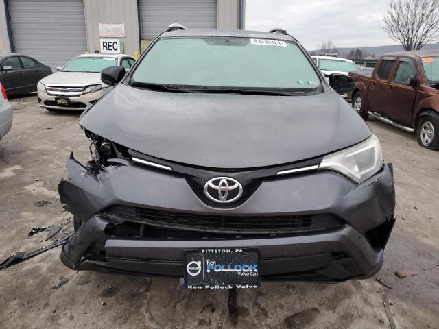 JTMBFREV1GJ080591 - 2016 TOYOTA RAV4 LE CHARCOAL photo 5