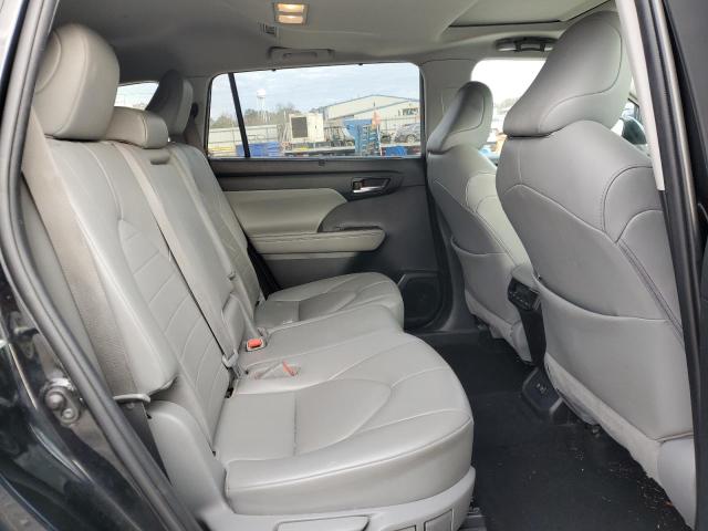 5TDGZRAH2LS011385 - 2020 TOYOTA HIGHLANDER XLE BLACK photo 11