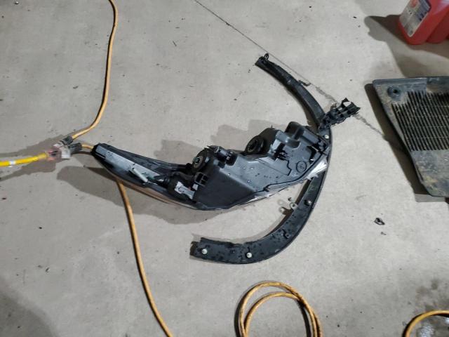 5TDJKRFH6GS285942 - 2016 TOYOTA HIGHLANDER XLE GRAY photo 13