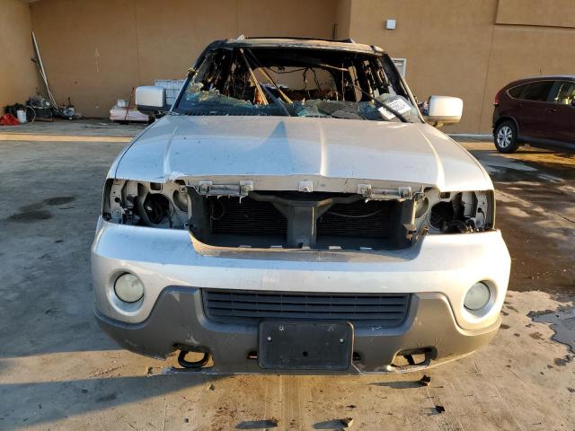 5LMFU28R74LJ27841 - 2004 LINCOLN NAVIGATOR 灰色 照片 5