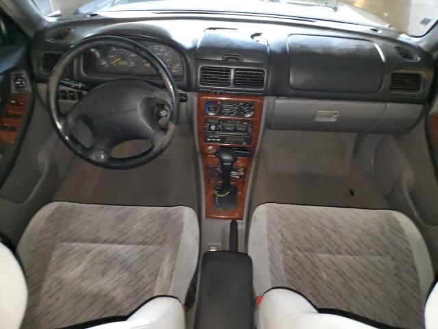 JF1SF6556YH726818 - 2000 SUBARU FORESTER S SILVER photo 8