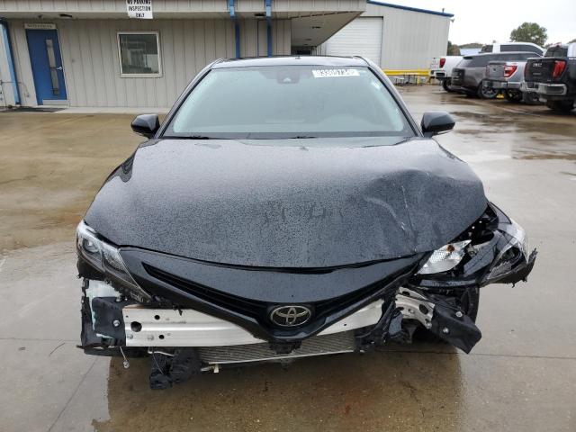 4T1G11AK6PU783857 - 2023 TOYOTA CAMRY SE NIGHT SHADE BLACK photo 5