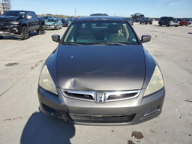 1HGCM665X7A041121 - 2007 HONDA ACCORD EX SILVER photo 5