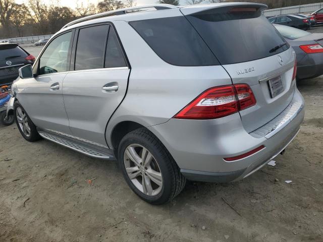 4JGDA5HB4DA160928 - 2013 MERCEDES-BENZ ML 350 4MATIC SILVER photo 2