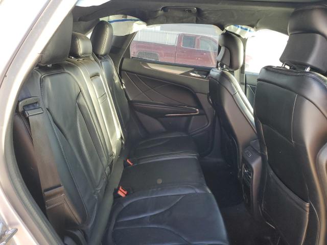 5LMCJ2D97GUJ23093 - 2016 LINCOLN MKC SELECT فضي صورة 11