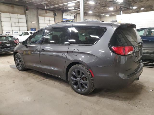 2C4RC1BG9JR165177 - 2018 CHRYSLER PACIFICA TOURING L GRAY photo 2