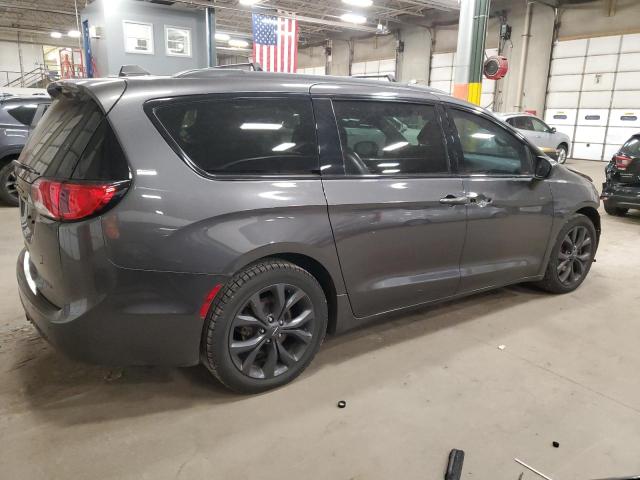 2C4RC1BG9JR165177 - 2018 CHRYSLER PACIFICA TOURING L GRAY photo 3