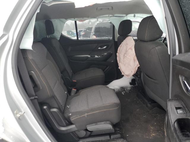 1GNEVGKW4JJ159768 - 2018 CHEVROLET TRAVERSE LT 银色 照片 11