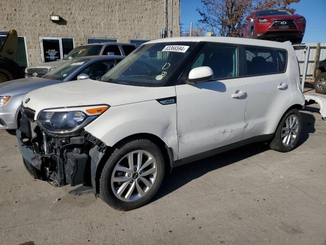 KNDJP3A56H7461945 - 2017 KIA SOUL + WHITE photo 1