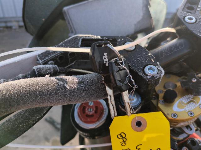 VBKTR6403MM805617 - 2021 KTM 890 ADVENTURE R Czarny zdjęcie 8