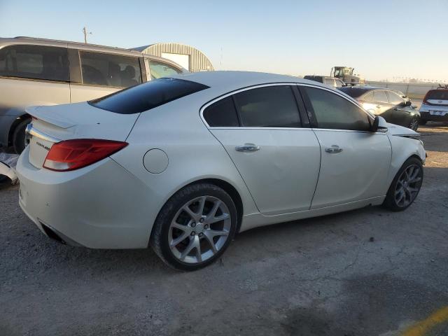 2G4GV5GV1C9153426 - 2012 BUICK REGAL GS WHITE photo 3
