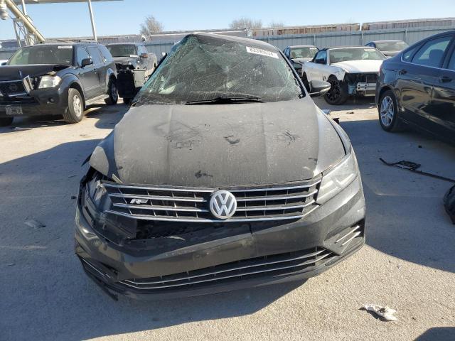 1VWDT7A38HC022832 - 2017 VOLKSWAGEN PASSAT R-LINE Մոխրագույն լուսանկար 5