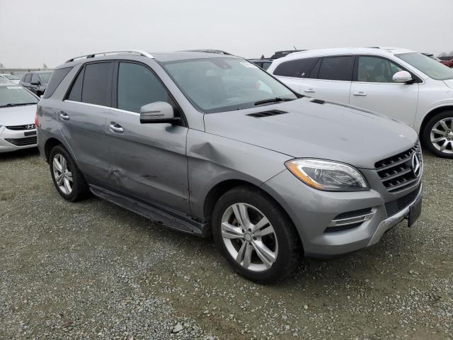 4JGDA5HB7EA379027 - 2014 MERCEDES-BENZ ML 350 4MATIC GRAY photo 4