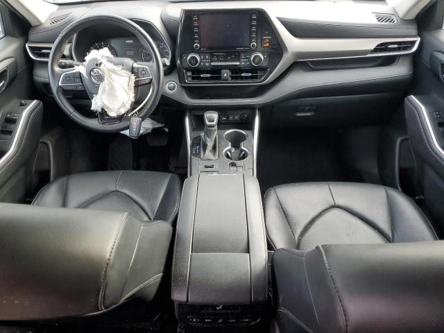 5TDGZRBH2LS502361 - 2020 TOYOTA HIGHLANDER XLE SILVER photo 8