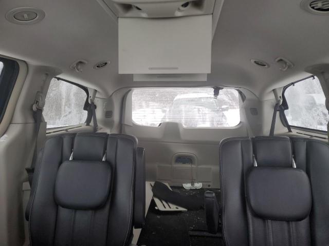 2C4RC1CG2FR697053 - 2015 CHRYSLER TOWN & COU TOURING L BLUE photo 10