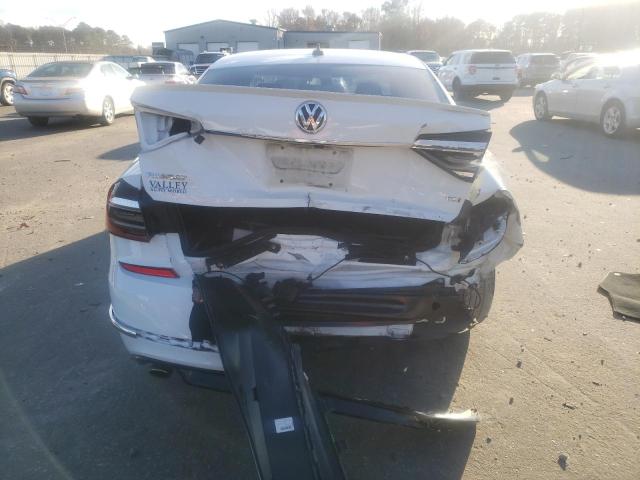 1VWDT7A36HC072435 - 2017 VOLKSWAGEN PASSAT R-LINE Սպիտակ լուսանկար 6