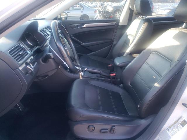 1VWDT7A36HC072435 - 2017 VOLKSWAGEN PASSAT R-LINE Սպիտակ լուսանկար 7