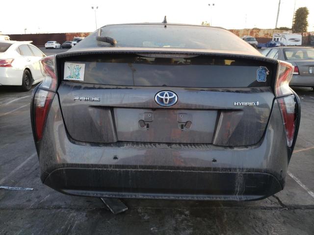 JTDKBRFU4J3058128 - 2018 TOYOTA PRIUS GRAY photo 6