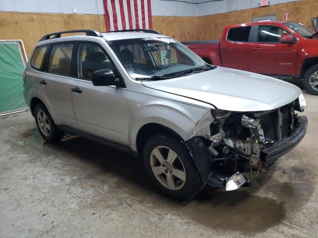 JF2SH6BC3AH784514 - 2010 SUBARU FORESTER XS Gümüş fotoğraf 4