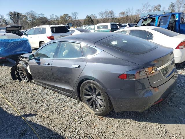 5YJSA1E20JF287090 - 2018 TESLA MODEL S GRAY photo 2