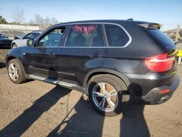 5UXFE8C53AL310837 - 2010 BMW X5 XDRIVE48I BLACK photo 2
