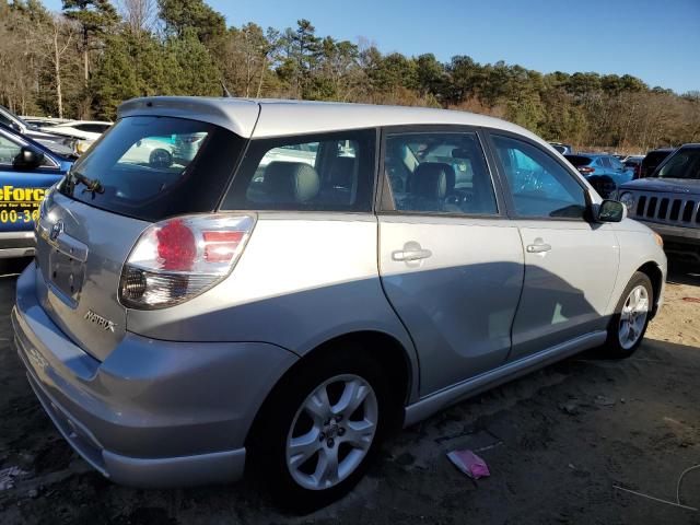 2T1KR32E17C678636 - 2007 TOYOTA COROLLA MA XR SILVER photo 3